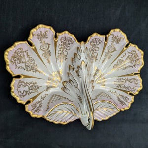 KPM Berlin Porcelain Serving Dish – Hand-Painted Pink Roses, Scalloped Leaf Form (Germany), c. 1960 🍽️🌸👑