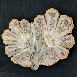 KPM Berlin Porcelain Serving Dish – Hand-Painted Pink Roses, Scalloped Leaf Form (Germany), c. 1960 🍽️🌸👑