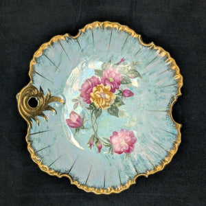 Antique Hand-Painted Nippon Dish – Iridescent Shell Form, Rose Motif & Gilt Handle (Japan), c. 1915 🌸👑🇯🇵