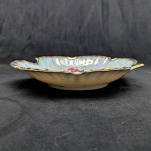 Antique Hand-Painted Nippon Dish – Iridescent Shell Form, Rose Motif & Gilt Handle (Japan), c. 1915 🌸👑🇯🇵