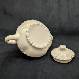 English Earthenware Teapot by K L (Staffordshire Earthenware), Circa 1920 ☕️🇬🇧⚜️