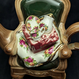Royal Albert Autumn Chair Figural Teapot by Cardew Design (Old Country Roses Pattern), Circa 1990s 👑🪑🌹