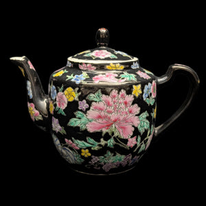 Jingdezhen Famille Noire Teapot (Hand-Enameled Multicolor Millefleur), Circa 1970s 🇨🇳🌸⚫️