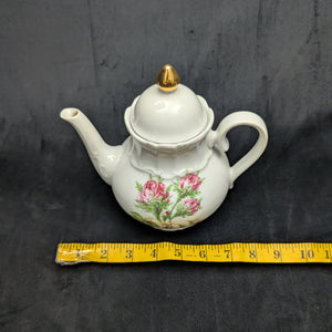 Product Listing: Bareuther Fine Porcelain Teapot (Pink Rose Decal Pattern 143), Bavaria, Circa 1960s 🇩🇪🌹⚜️