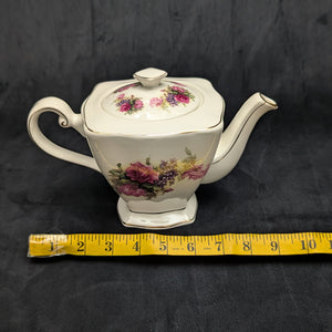 Crown Dorset Fine Ceramic Teapot (Square, Pink Rose & Lilac Bouquet), Staffordshire, Circa 1970s 🇬🇧🌹⚜️