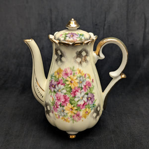 Lefton China Demitasse Pot (Footed Rococo Revival Pink Roses #1077), Circa 1960s 👑🌹🇯🇵