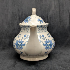 Unattributed Blue and White Teapot (Embossed Geometric Band and Chinoiserie Floral), Circa 1970s 💙🤍☕️