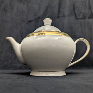 Norishega Fine Porcelain Teapot Pair (24K Gold & Geometric Band Collection), Circa 1960s 🇯🇵✨⚜️