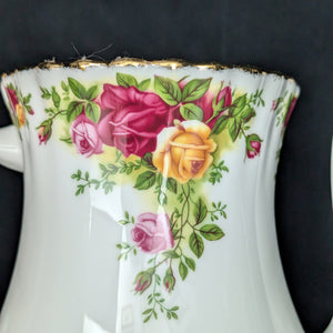 Royal Albert Old Country Roses Coffee/Tea Pot (Bone China, Tall Fluted Form), Circa 1980s 👑🌹⚜️