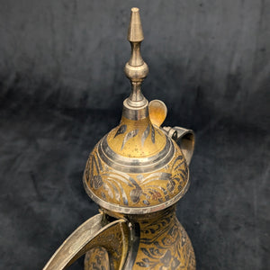 Arabian Brass Dallah Coffee Pot (Crossed Swords Engraving and Etched Foliate Design), Circa 1950s 🇸🇦☕️⚔️