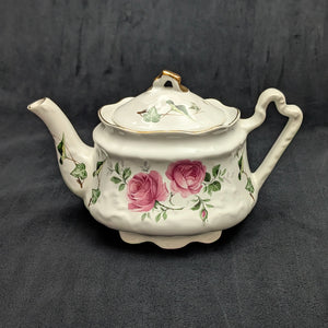 Vintage Arthur Wood English Rose Teapot (Staffordshire, England) 🇬🇧🌹❤️