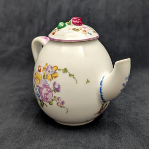 Miniature V&A Museum "Mennecy" Teapot (Franklin Mint, Made in Japan) 🇫🇷🌸🇯🇵
