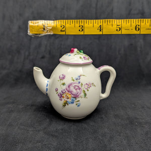 Miniature V&A Museum "Mennecy" Teapot (Franklin Mint, Made in Japan) 🇫🇷🌸🇯🇵