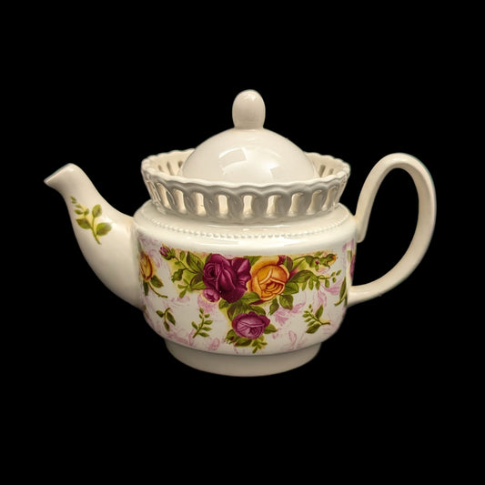 Vintage Pierced Lattice Teapot/Tea Cozy Warmer (Royal Albert Style Roses) 🌹🧺✨