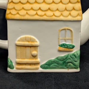 Miniature Figural House Teapot (Thatched Roof Cottage) 🏡💛🌱