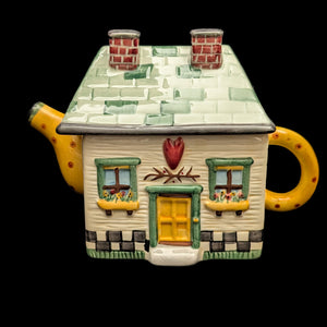 Debbie Mumm Figural Cottage House Teapot (Sakura) 🏡💛❤️