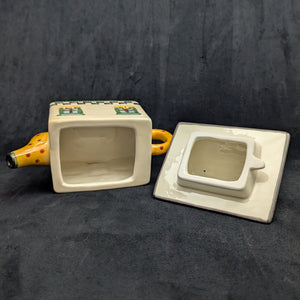 Debbie Mumm Figural Cottage House Teapot (Sakura) 🏡💛❤️