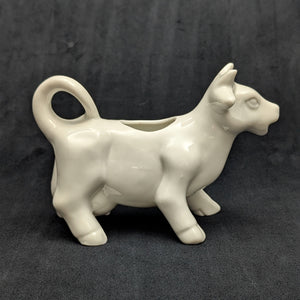 Vintage White Figural Cow Creamer (Unmarked Ceramic) 🐄🥛🤍