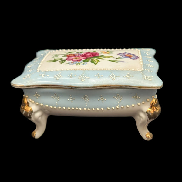Vintage Powder Blue Porcelain Trinket Box (Hand Decorated) 💍💙🌹