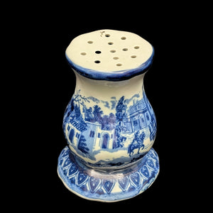 Vintage Blue & White Ironstone Sugar Caster/Muffineer (Victoria Transferware) 💙🏰🧂