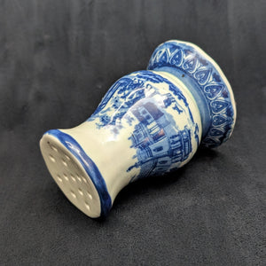 Vintage Blue & White Ironstone Sugar Caster/Muffineer (Victoria Transferware) 💙🏰🧂