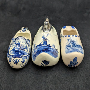 Vintage Delft Blue Figural Clog Accessories Set (Regina, Holland) 🇳🇱🔥⛵
