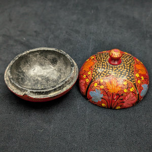 Vintage Hand-Painted Kashmiri Trinket Box (Papier-Mâché) 🇮🇳🌹✨