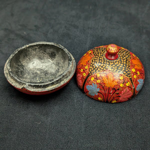 Vintage Hand-Painted Kashmiri Trinket Box (Papier-Mâché) 🇮🇳🌹✨