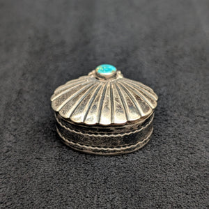 Vintage Southwestern Silver Pill Box/Snuff Box (Turquoise Cabochon) 🇺🇸💎🦪