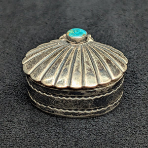 Vintage Southwestern Silver Pill Box/Snuff Box (Turquoise Cabochon) 🇺🇸💎🦪
