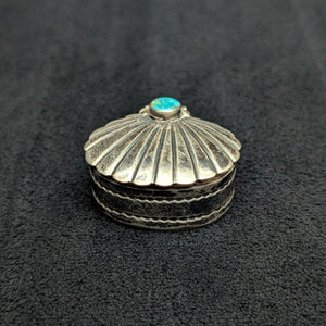 Vintage Southwestern Silver Pill Box/Snuff Box (Turquoise Cabochon) 🇺🇸💎🦪