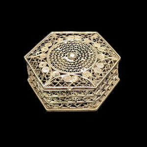 Antique Silver Filigree Hexagonal Pill Box (Lace Openwork, Stamped 800) 💍✨💎