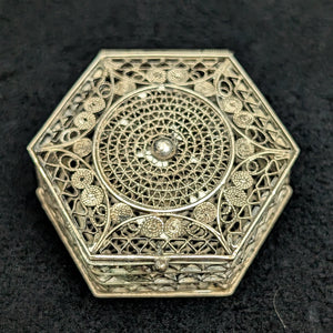 Antique Silver Filigree Hexagonal Pill Box (Lace Openwork, Stamped 800) 💍✨💎