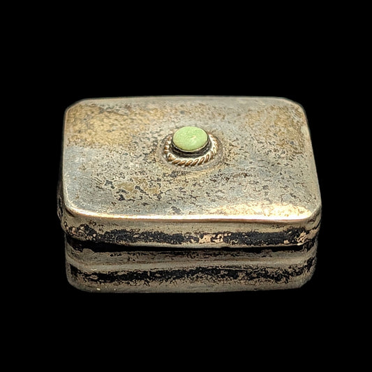 Vintage Mexican Sterling Silver Pill Box (Iguala 925, Maker ELM, Green Stone Accent) 🇲🇽🟢🥈
