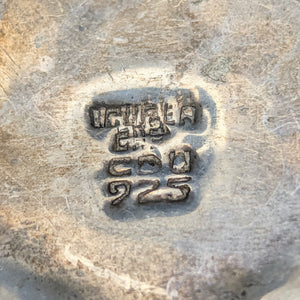 Vintage Mexican Sterling Silver Floral Pill Box (Iguala 925) 🇲🇽🌸🥈