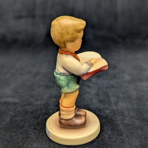 Hummel-Figur Nr. 2087/B „Ehrenschülerin“ (Goebel, Club-Exklusiv) 🇩🇪👦📚