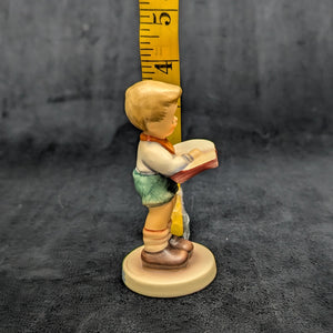 Hummel-Figur Nr. 2087/B „Ehrenschülerin“ (Goebel, Club-Exklusiv) 🇩🇪👦📚