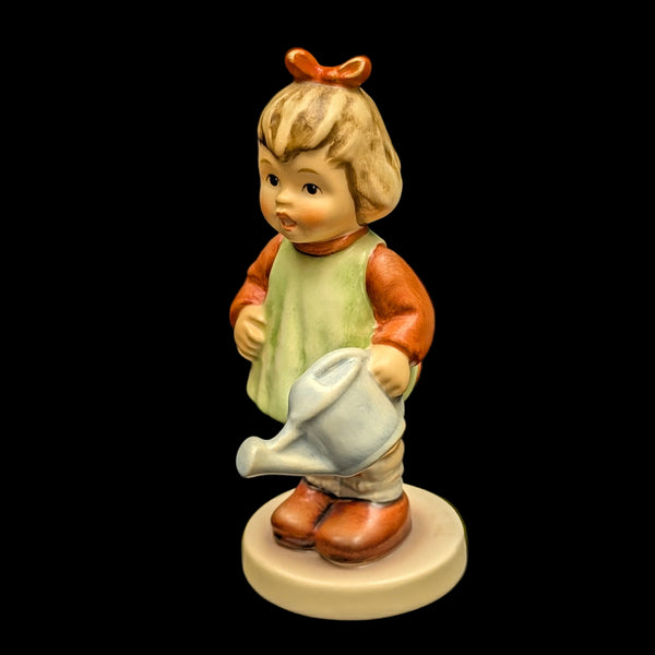 Hummel Figurine #729 "Nature's Gift" (Goebel, Club Exclusive) 🇩🇪👧💧