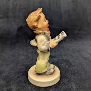 Vintage Hummel Figurine #135 "Soloist" (W. Germany, Severe Crazing) 🇩🇪🎤⚠️