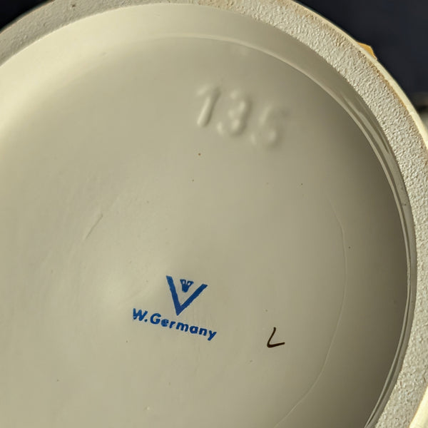 Vintage Hummel Figurine #135 "Soloist" (W. Germany, Severe Crazing) 🇩🇪🎤⚠️