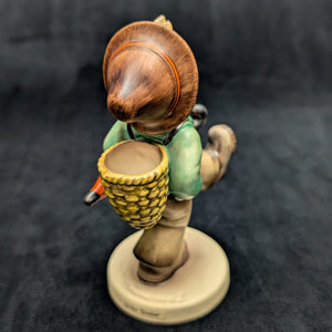 Vintage Hummel Figurine #79 "Globe Trotter" (Goebel, W. Germany) 🇩🇪🚶‍♂️🧺