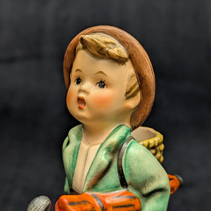 Vintage Hummel Figurine #79 "Globe Trotter" (Goebel, W. Germany) 🇩🇪🚶‍♂️🧺