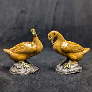 Vintage Miniature Ceramic Waterfowl Figurine Set (10 Pcs, Crackle Glaze, Marked China) 🦢🦆🎨
